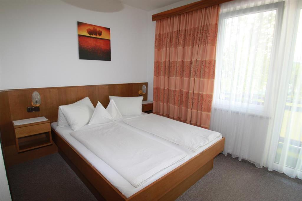Pension Sonnenschein Sankt Kanzian am Klopeiner See Extérieur photo